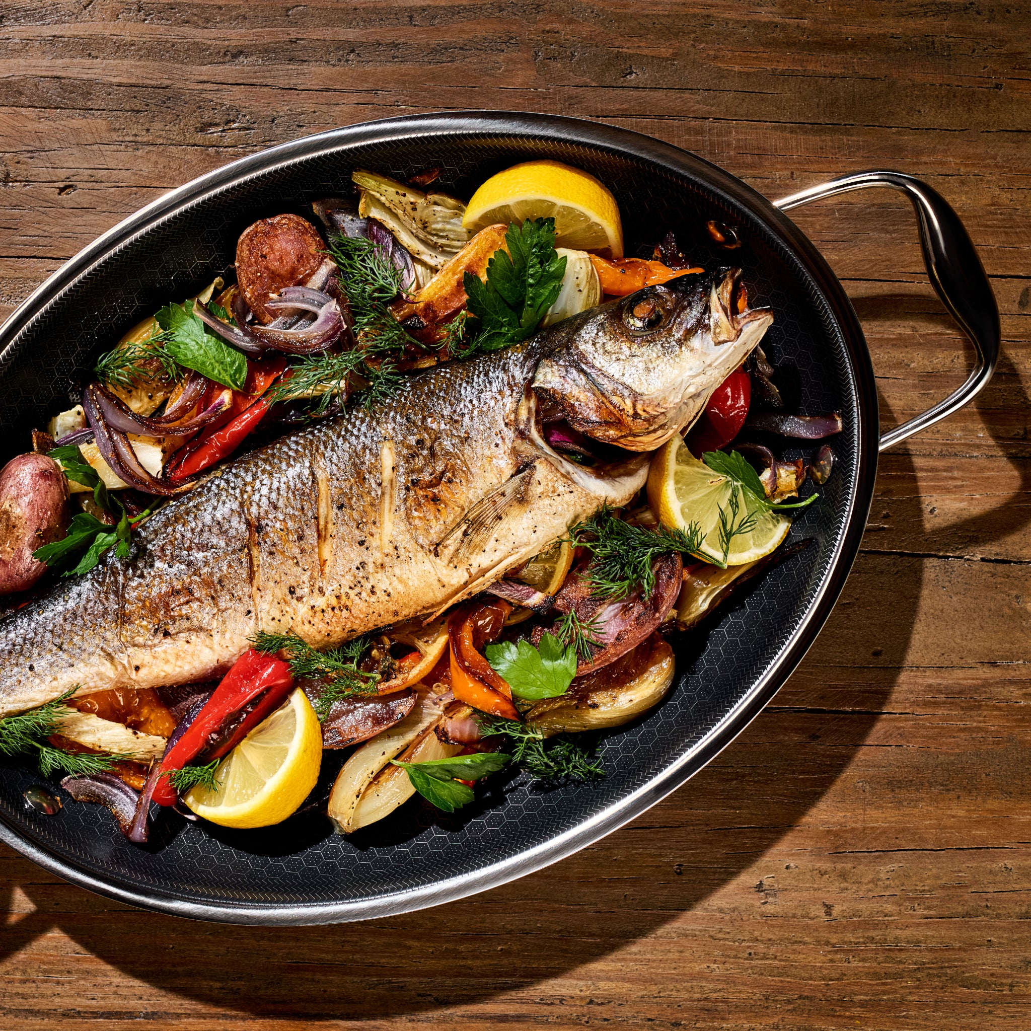 Hybrid Oval Roasting Pan, 9” x 12.5” | HexClad
