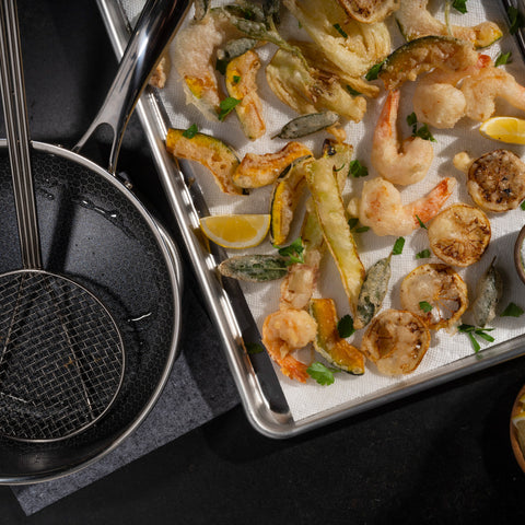 Meet the Hybrid HexClad Wok, the Ultimate Cooking Companion for One-Pan  Meals