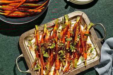 Pan-Charred & Orange-Glazed Carrots with Yogurt Sauce