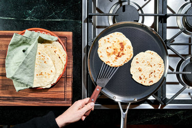 How to Make Tortilla in Cast Iron Skillet on Grill: Easy & Perfect