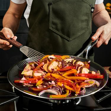 griddle pan with peppers