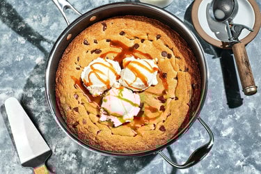 Skillet Chocolate Chip Cookie in a 3.3 Deep Saute pan