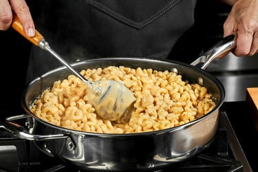 How to Make a One-Pan Dinner Without a Recipe