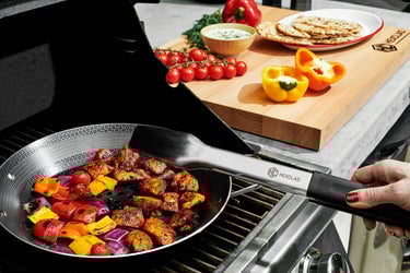 Chicken and Vegetables in a HexClad BBQ Grill Pan