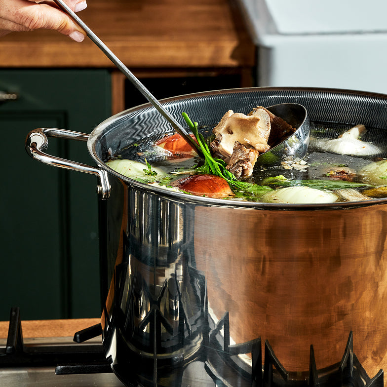 Hybrid Stock Pot with Lid, 12-Qt