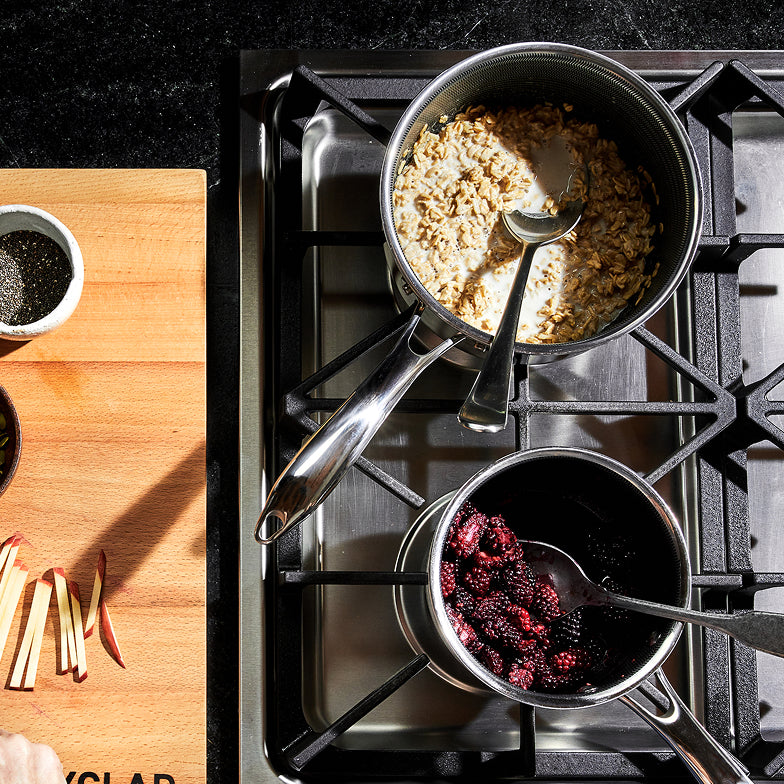 Hybrid Saucepan with Lid, 1-Qt