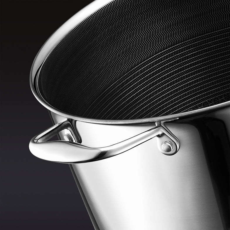 Hybrid Stock Pot with Lid, 10-Qt