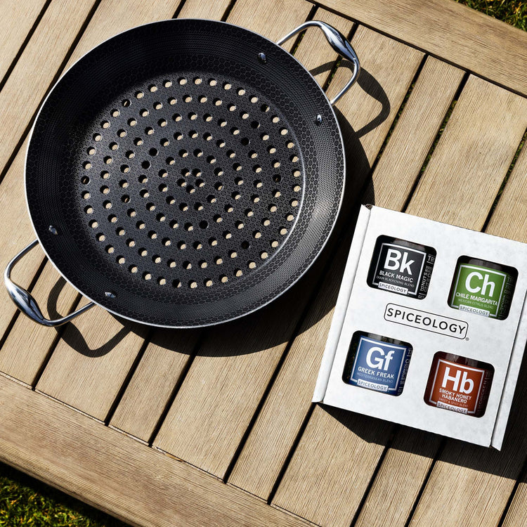 HexClad BBQ Grill Pan + Spiceology 4 Pack Rub Bundle Hexclad Cookware