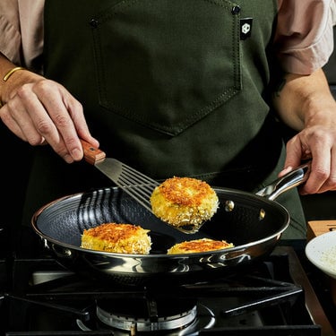 Cooking arancini with the HexClad 10