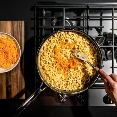 4.5QT Hybrid Deep Sauté Pan with Lid