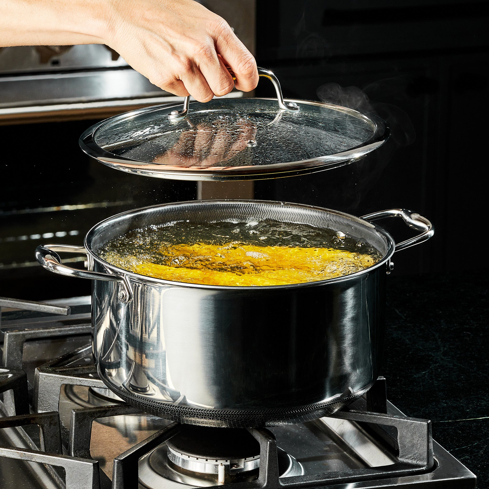 The Only True Hybrid Cookware – HexClad Cookware