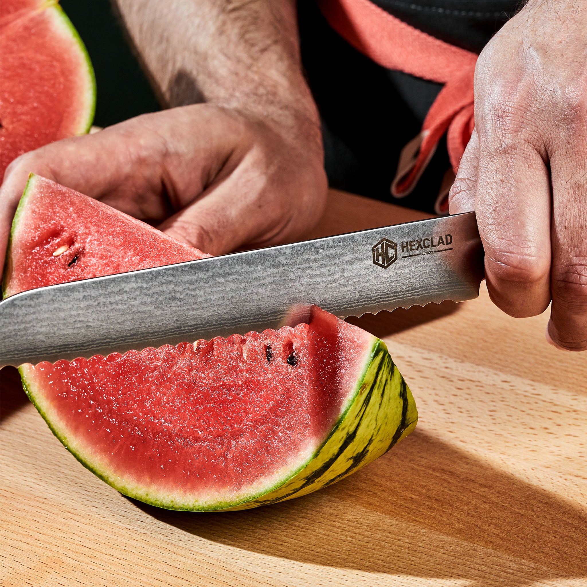 HexClad Serrated Bread Knife - Thumbnail 5