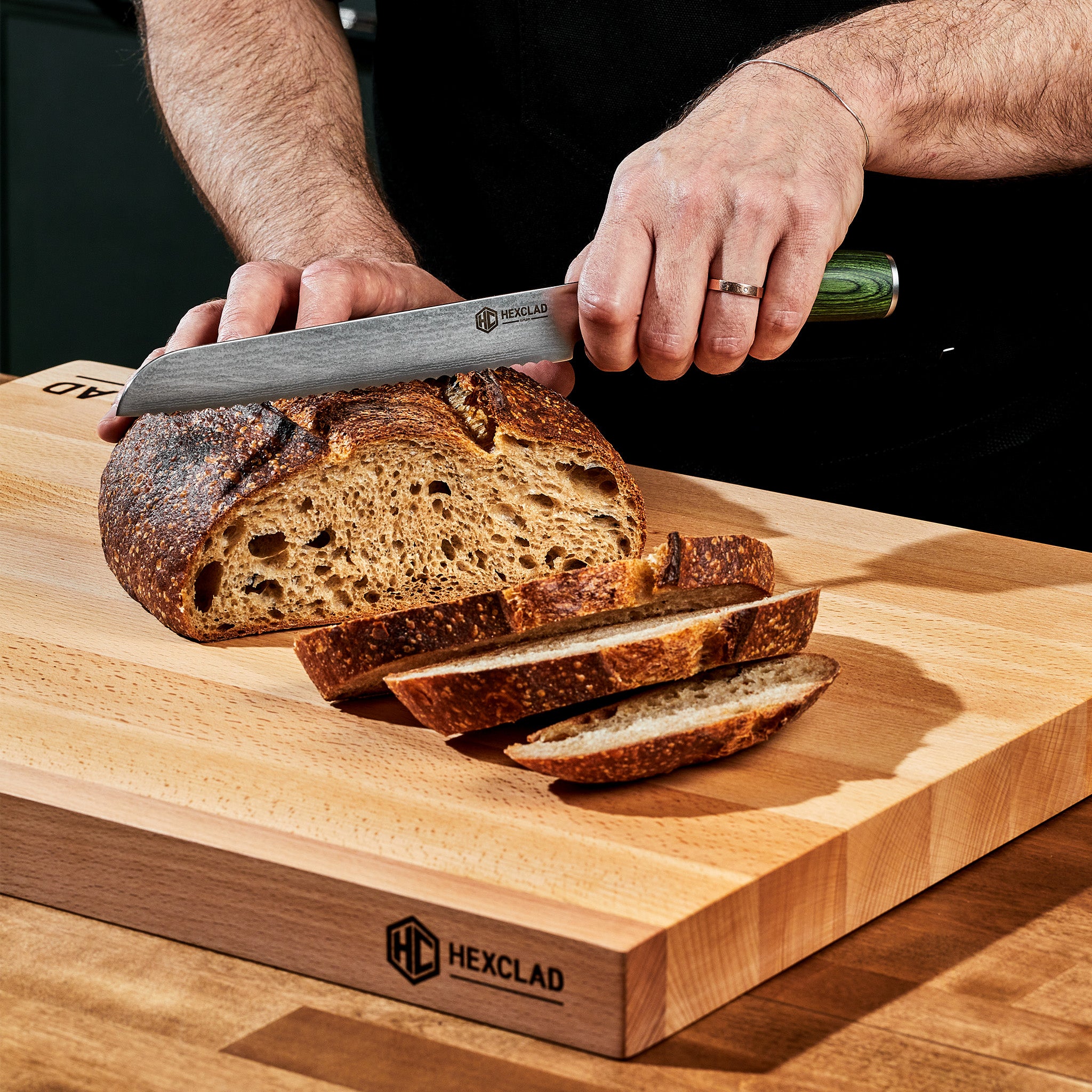 HexClad Serrated Bread Knife - Thumbnail 2