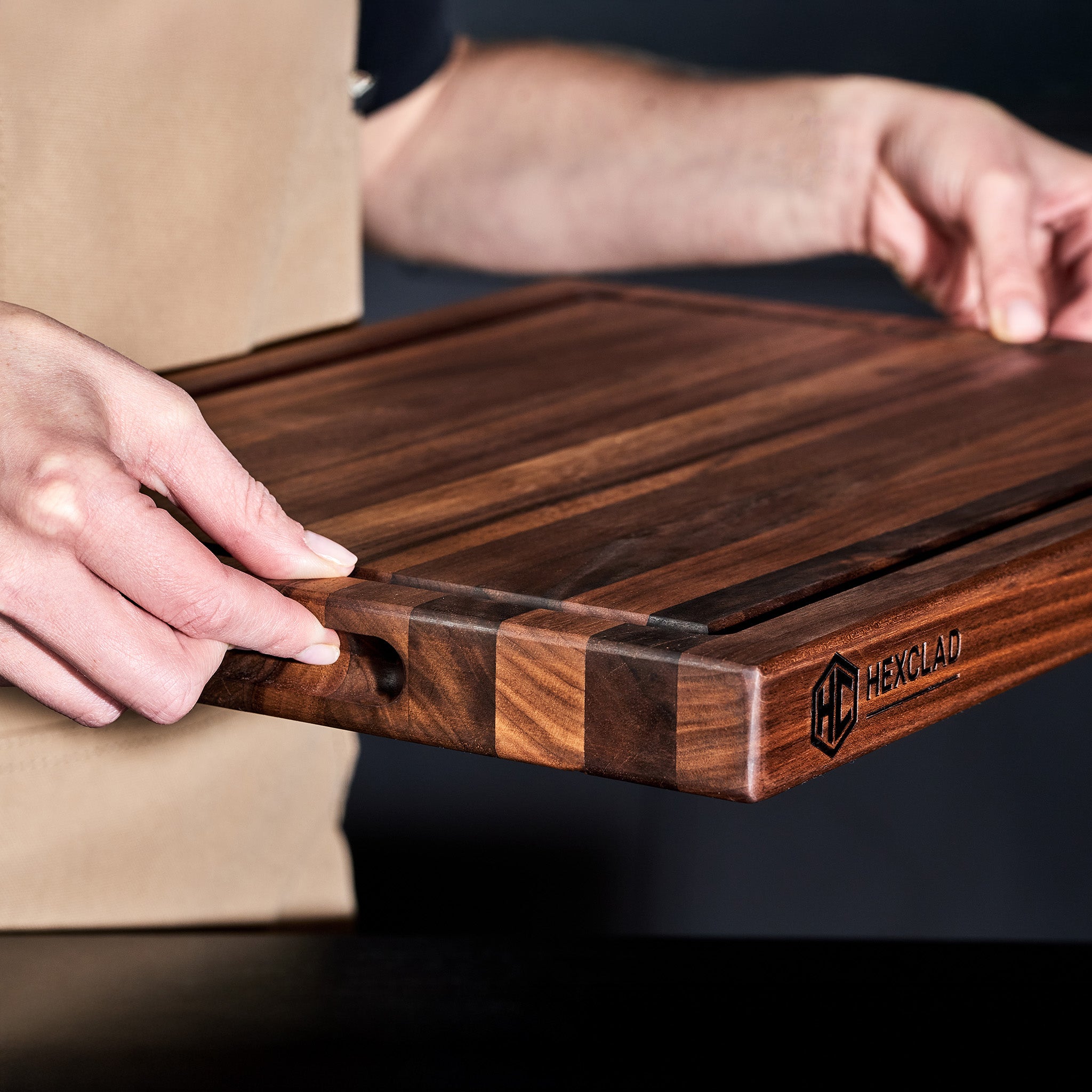 Walnut Cutting Board, Large – HexClad Cookware