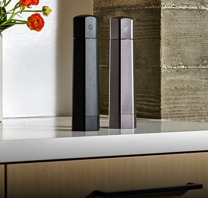 HexMill Salt and Pepper Grinder Set