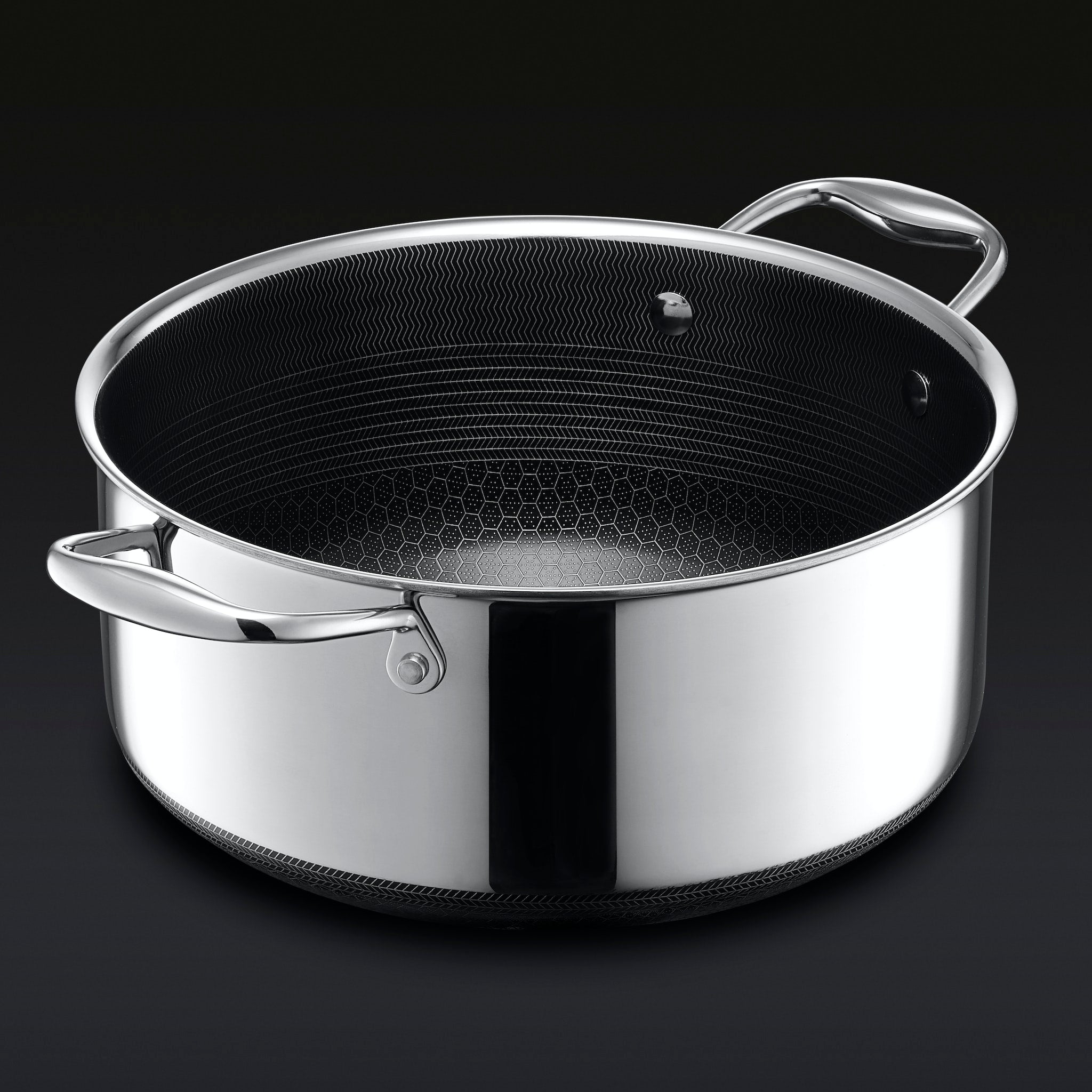 HexClad Hybrid Dutch Oven - Thumbnail 4