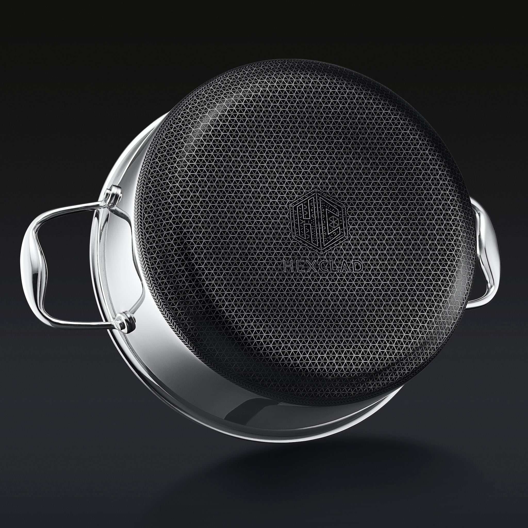 HexClad Hybrid Dutch Oven - Thumbnail 3