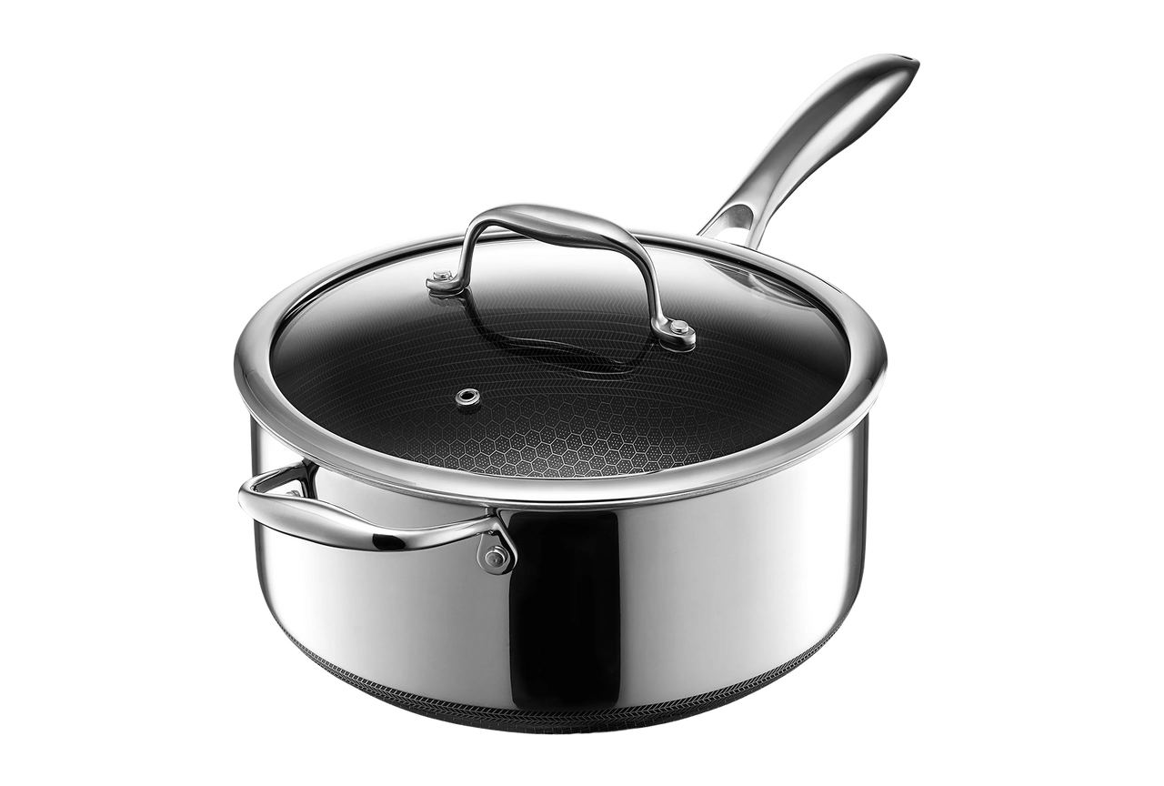 Hybrid Saucepan with Lid, 5-Qt