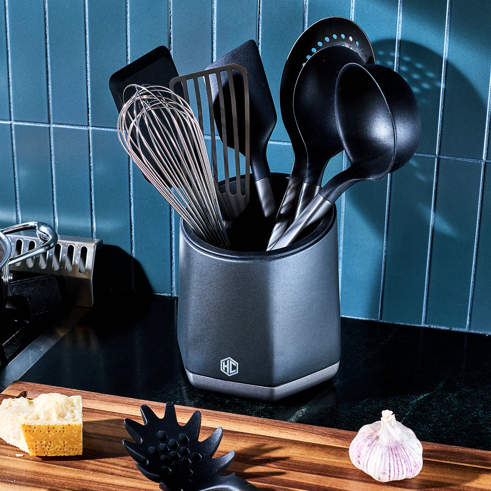 Meet The Only True Hybrid Cookware – HexClad Cookware
