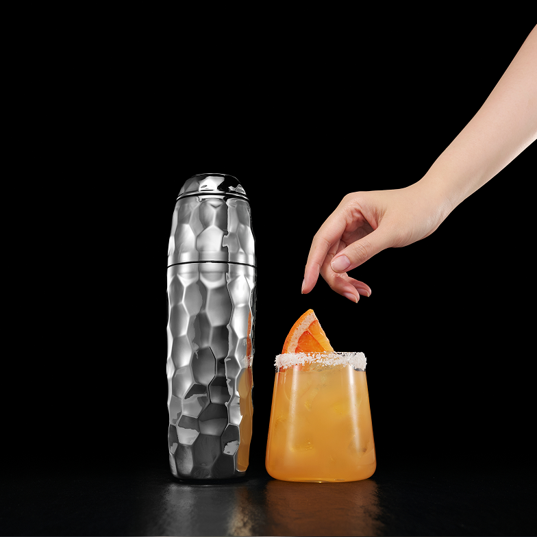 Cocktail Shaker, 20-oz (Chrome)
