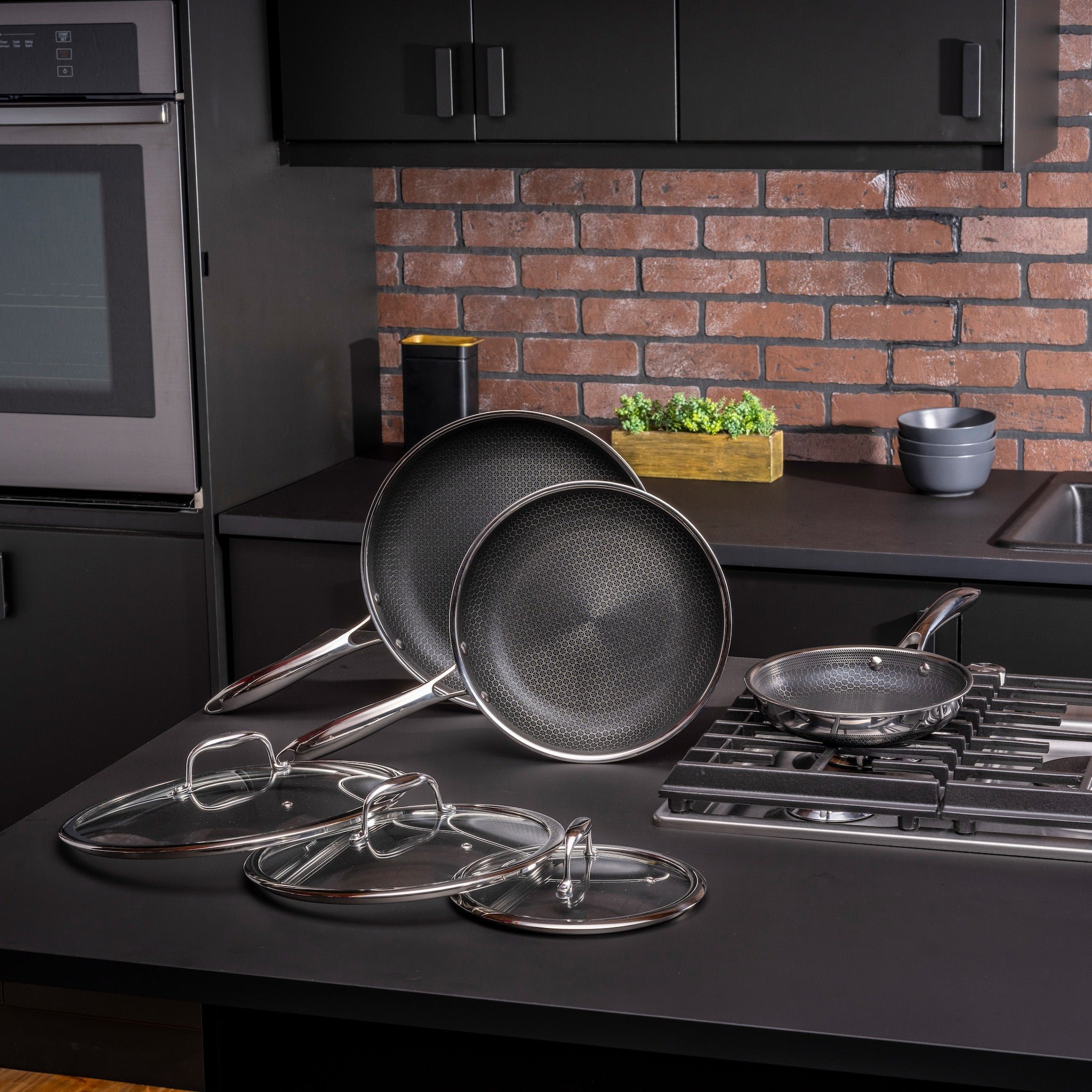 Gordon Ramsay Hexclad Cookware Used on Next Level Chef Top Kitchen 