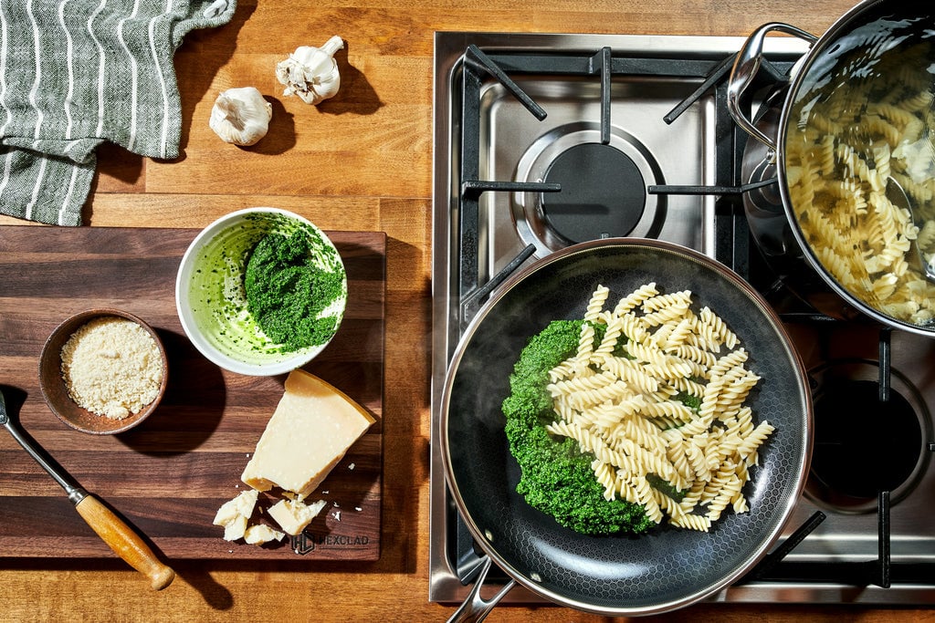 Creamy Kale and Ricotta Pasta