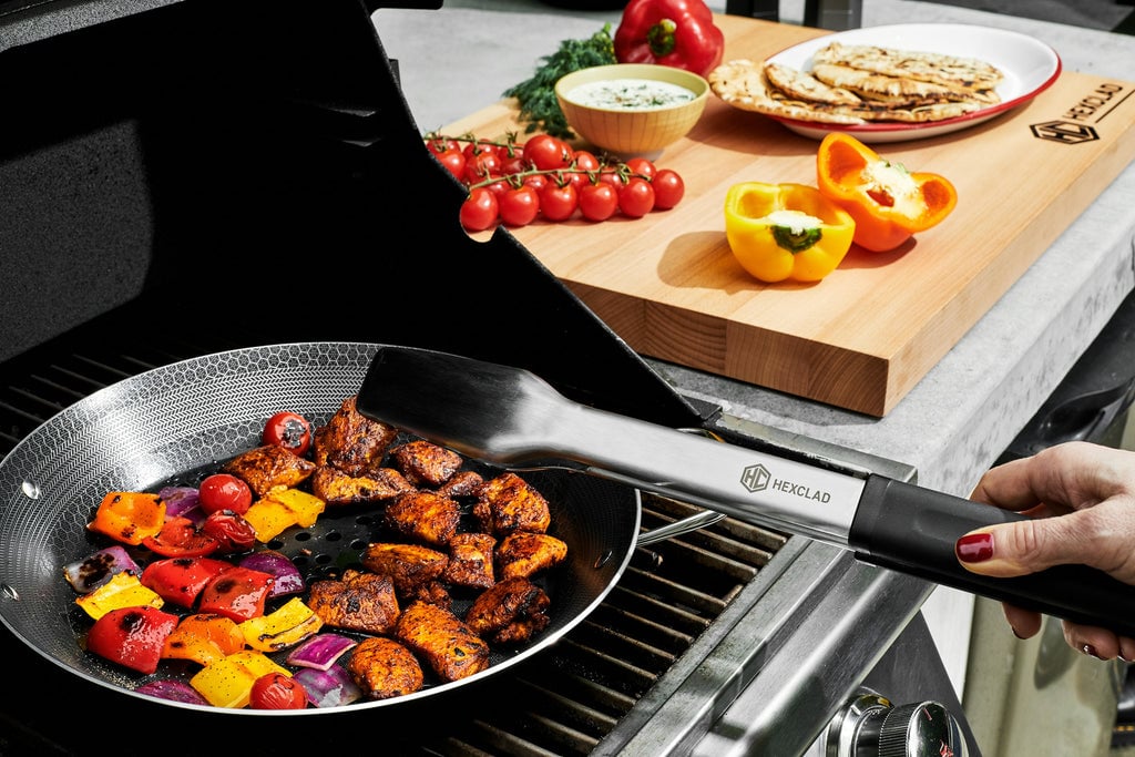 Chicken and Veggies in a BBQ Grill Pan on the grill